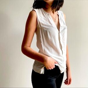 G-STAR WHITE SLEEVELESS VNECK BLOUSE - XS